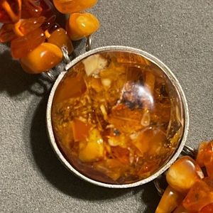 Gorgeous Vintage Amber Choker Round Pendant Necklace